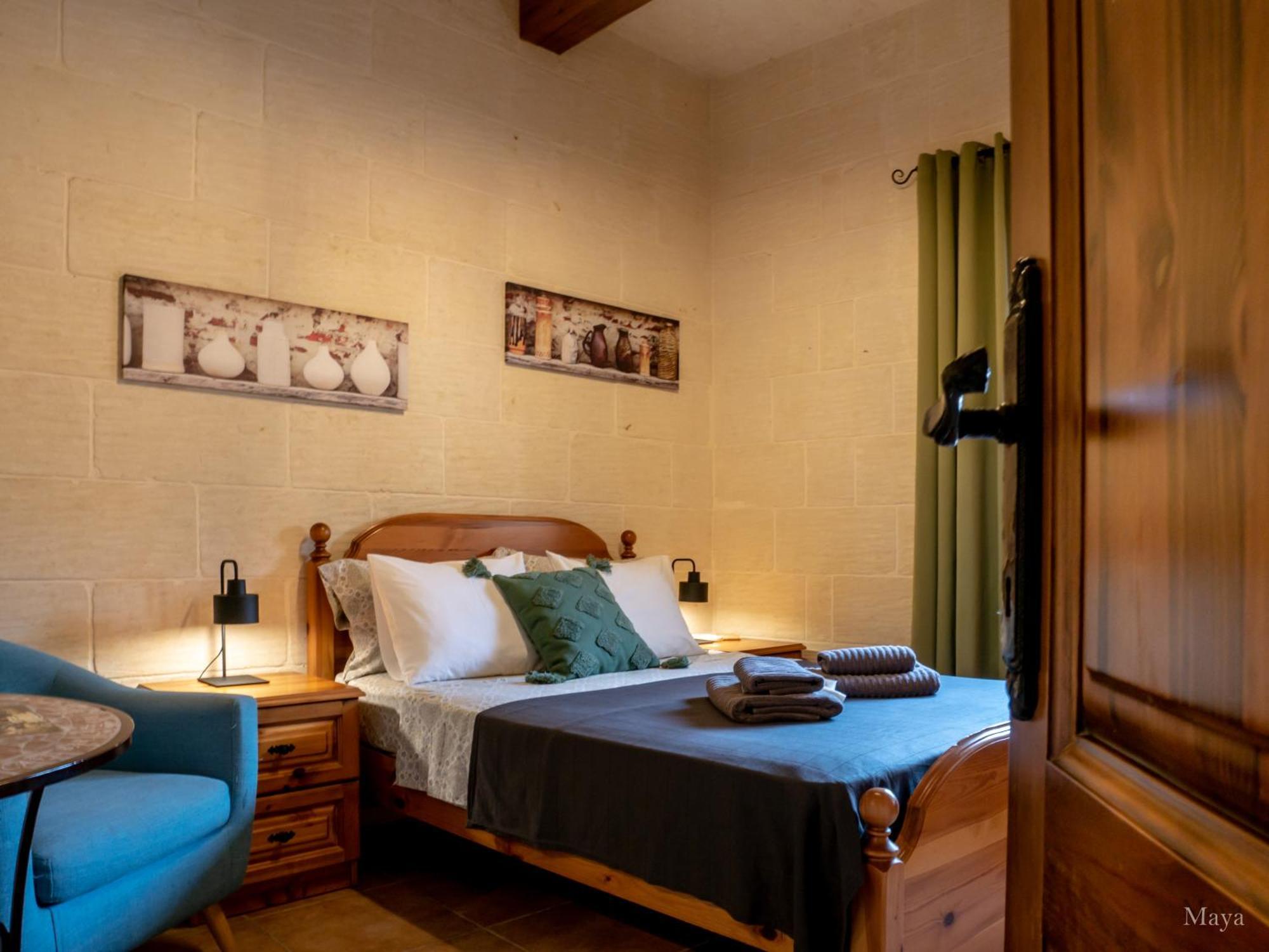 Moonshine Villa Nadur Ngoại thất bức ảnh