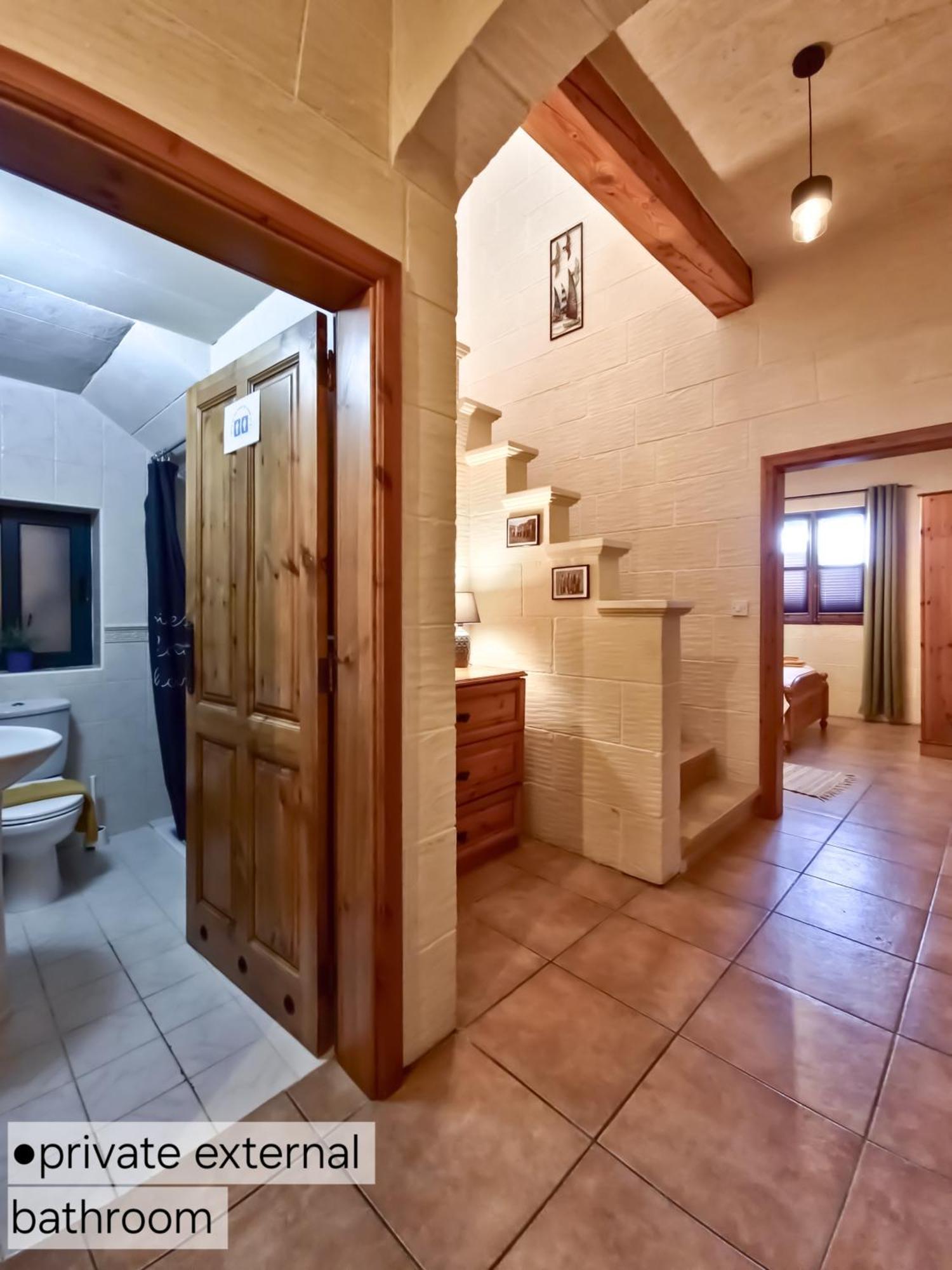 Moonshine Villa Nadur Ngoại thất bức ảnh